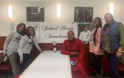 Jahmil Harris Foundation Hosts Thanksgiving Luncheon